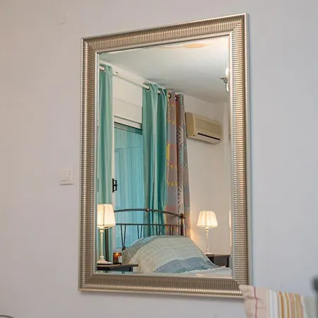 “sound Of The Sea” First Line Apartment *